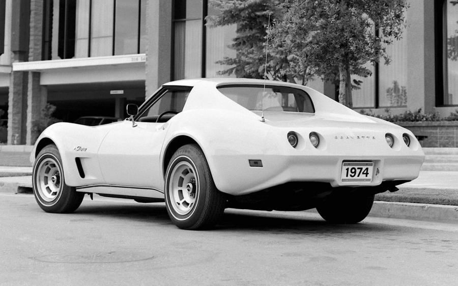  Chevrolet Corvette Stingray 1974 года  (фото 13 из 13)